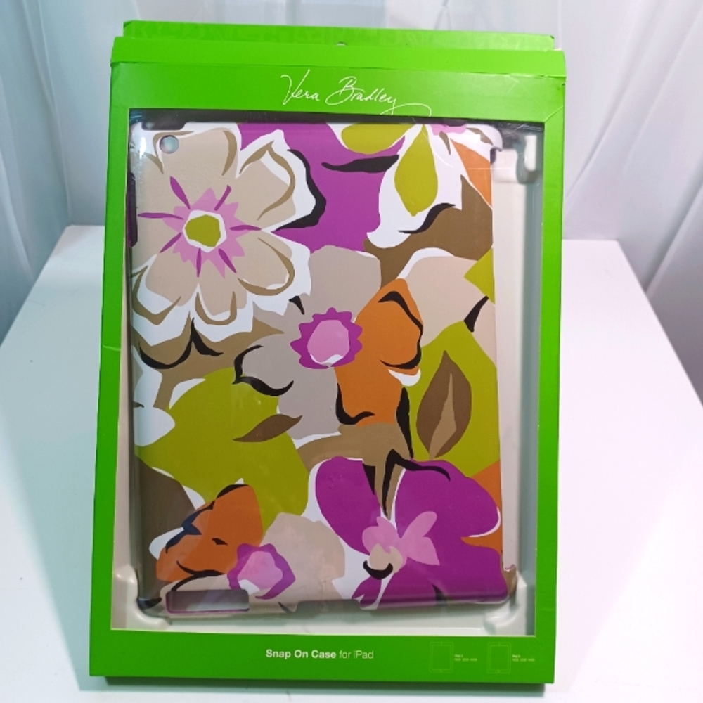 VERA  BRADLEY Snap On Case for iPad